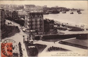 CPA Biarritz vue d'ensemble sur la Grande Plage FRANCE (1126180)
