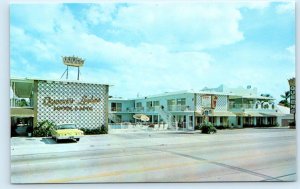 WEST PALM BEACH, Florida FL ~ Roadside QUEEN'S LODGE Motel 1950s-60s Postcard