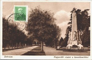 Hungary Debrecen Nagyerdei részlet a honvéd emlékkel Vintage Postcard B121