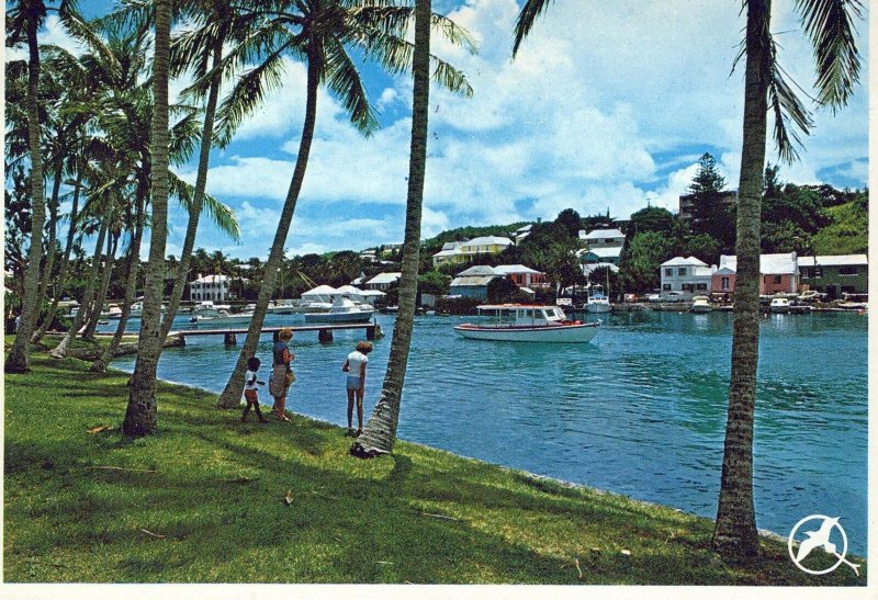 VINTAGE CONTINENTAL POSTCARD FLATTS INLET OLD WORLD VILLAGE HAMILTON BERMUDA '87