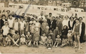 CPA carte photo AULT Groupe sur la Plage (18562)