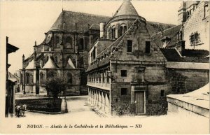 CPA Noyon- Abside de la Cathedrale et la Bibiotheque FRANCE (1020555)