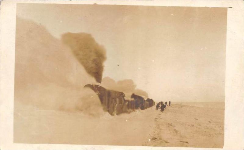 5159 Canadian Pacific Train Plowing Through Snow RPC