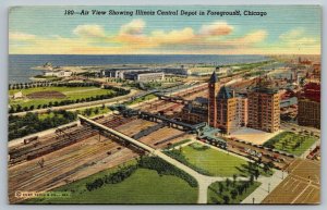 Railroad Locomotive Postcard - Illinois Central Depot - Chicago, IL