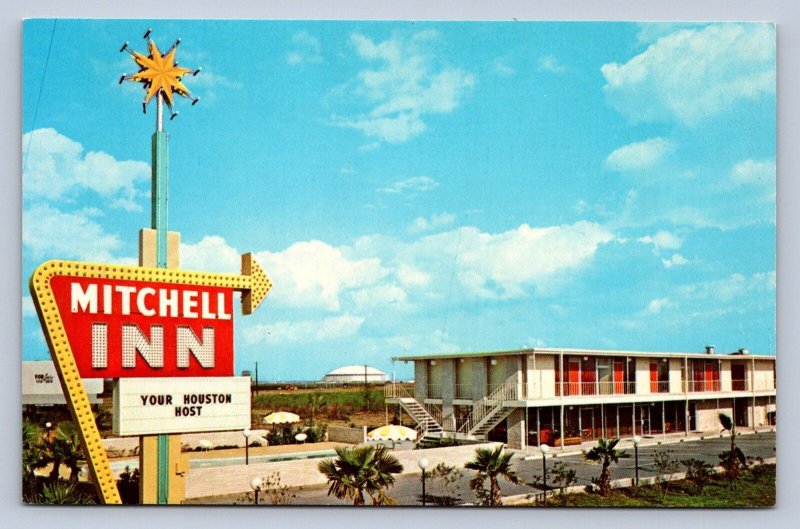 JH4/ Houston Texas Postcard Chrome Mitchell Inn Astrodome Stadium 73