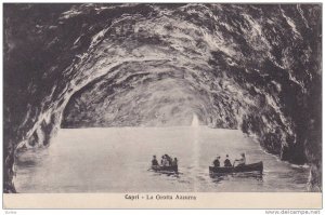 Boats, La Grotta Azzurra, Capri (Naples), Campania, Italy, 1900-1910s