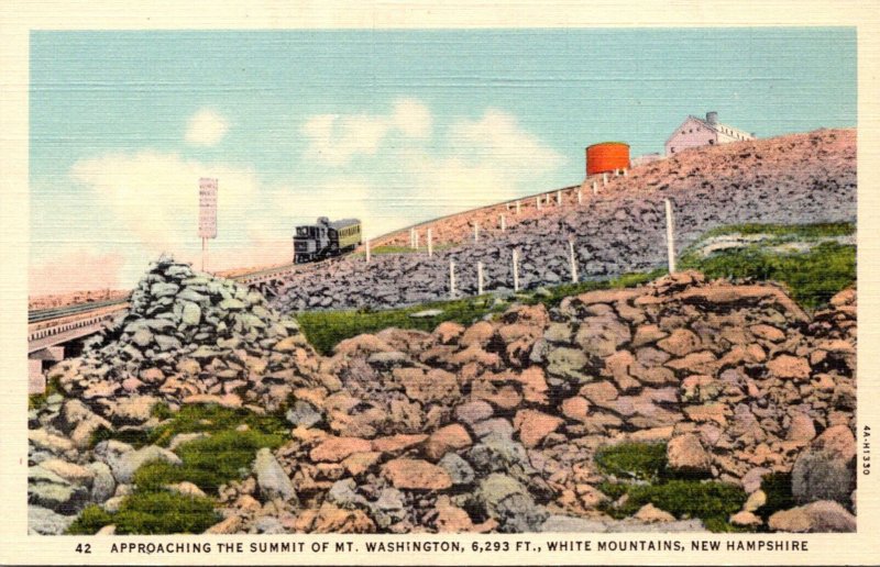 New Hampshire White Mountains Approaching The Summit Of Mount Washington Curt...