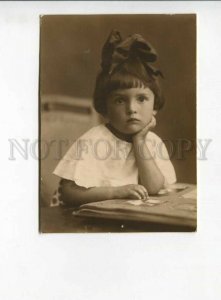 3164202 Russia 1927 Girl w/ Photo-Album Vintage REAL PHOTO