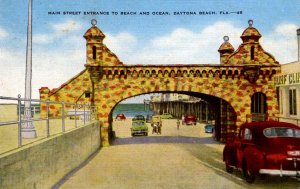 Daytona Beach, Florida - Main Entrance to Beach & Ocean - in the 1940s