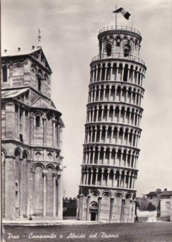 Italy Pisa Campanile e Abside del Duomo