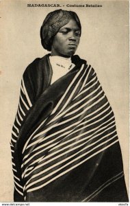 CPA AK Costume Betsileo MADAGASCAR (819034)