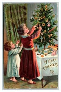 Vintage 1908 Christmas Postcard Cute Children Decorate the Xmas Tree NICE