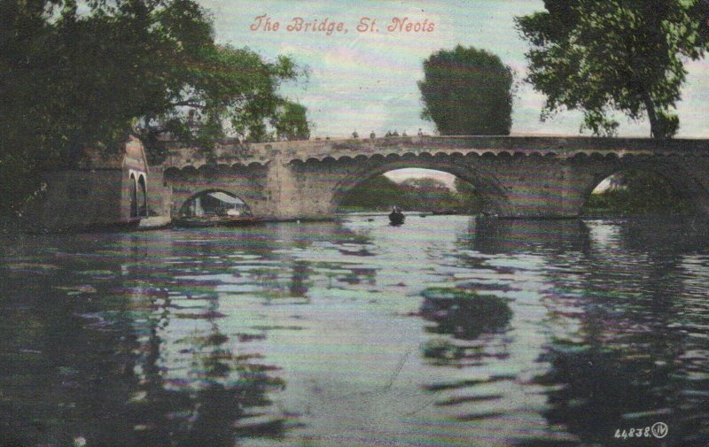 Cambridgeshire Postcard - The Bridge, St Neots    RS23544