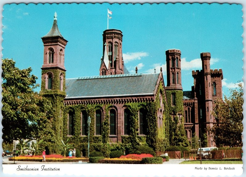 c1970s Washington DC James Smithsonian Institution Castle 4x6 PC Ancient Vtg M10