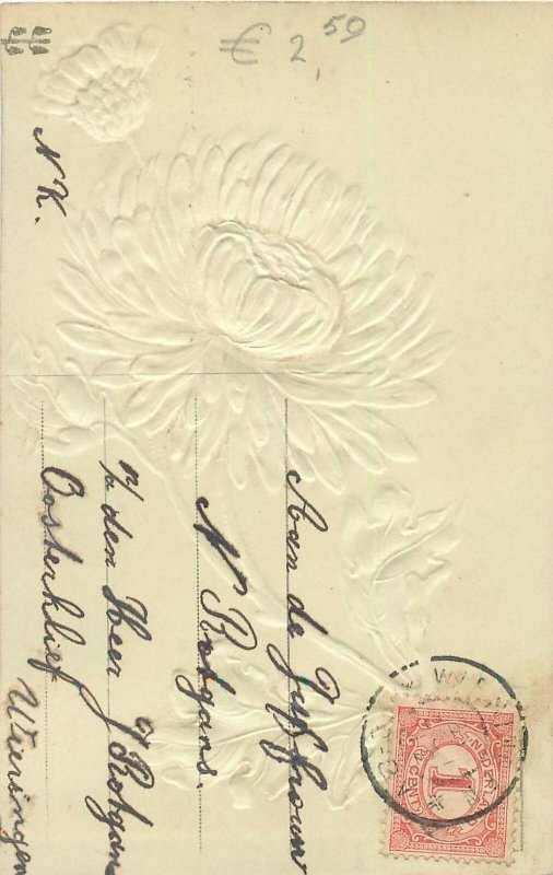 Early embossed greetings postcard flower bouquet Hartelijk gefeliciteerd