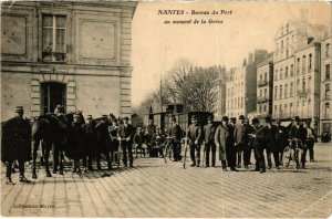 CPA NANTES Bureau du Port au moment de la Greve (73135)