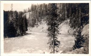 RPPC YELLOWSTONE NATIONAL PARK, WY   YELLOWSTONE RIVER View  c1910s  Postcard