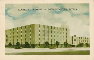 Des Moines, Iowa - Look Building - Card from the Subscription Department