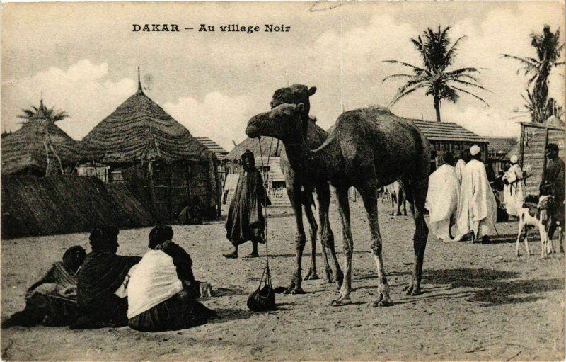 CPA AK SÉNÉGAL-Dakar-Au village Noir (331186)