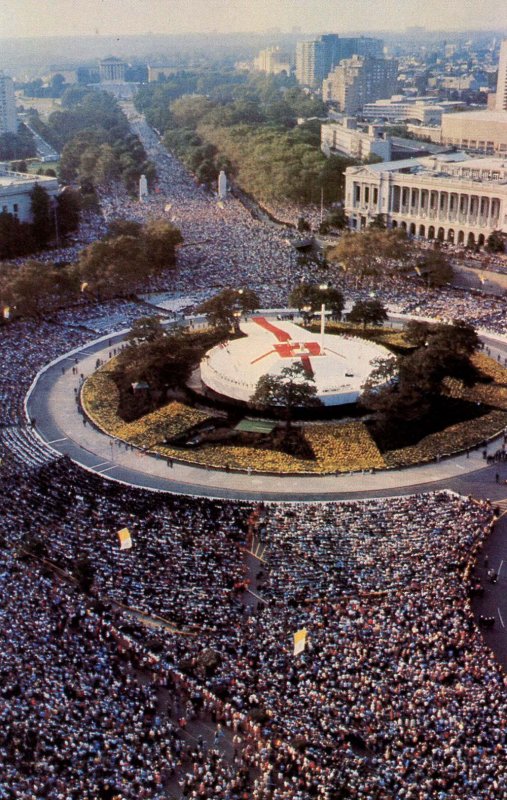 PA - Philadelphia. Pope John Paul II, Mass in October 1980