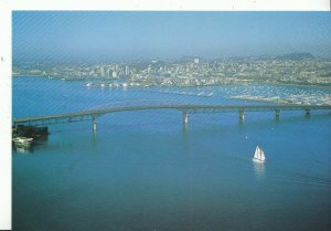 New Zealand Postcard - Waitemata Harbour and Bridge - Auckland   AB1480