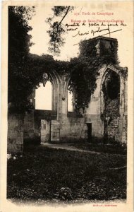 CPA Foret de Compiegne, Ruines de St Pierre en Chastres FRANCE (1008839)