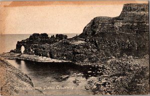 Port-na-Spania Giants Causeway County Antrim N. Ireland Vintage Postcard B56