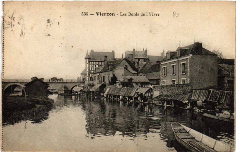 CPA VIERZON - Les Bords de l'Yevre (634778)