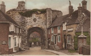 Sussex Postcard - The Land Gate, Rye     RS21841