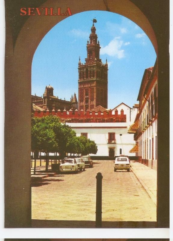 Postal 045656 : Sevilla. Patio Banderas con la Giralda al fondo