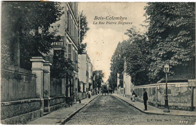 CPA BOIS-COLOMBES La Rue Pierre Joigneaux (413602)