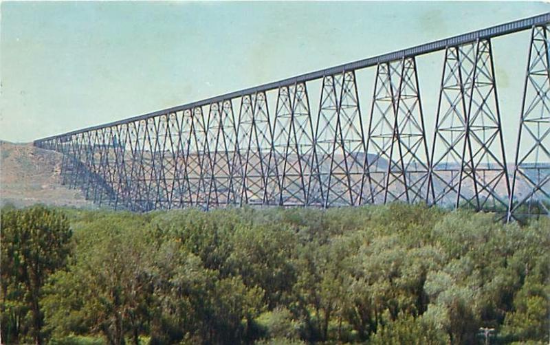 LETHBRIDGE ALBERTA CANADA LONGEST HIGHEST RAILROAD BRIDGE IN WORLDPOSTCARD 1977