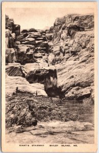 VINTAGE POSTCARD GIANT'S STAIRWAY AT BAILEY ISLAND MAINE POSTED 1932