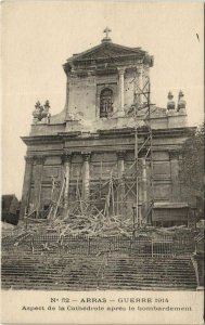 CPA Guerre ARRAS La cathÃ©drale apres le bombardement (979544)