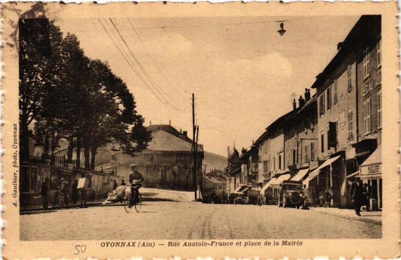 CPA OYONNAX Rue Anatole-FRANCe et place de la Mairie (684027)