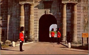 La Porte Citadelle Quebac Gate Canada Guards Postcard VTG UNP Mike Roberts  