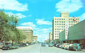 San Angelo TX Beauregard Ave. Sears Store  Shopping Area Old Cars, Postcard