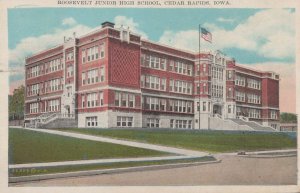 Postcard Roosevelt Junior High School Cedar Rapids Iowa IA