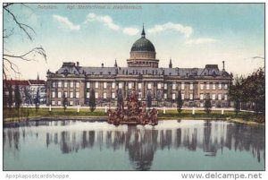 Germany Potsdam Koeniglisches Stadtschloss und Karpfenteich