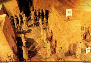 China Shaanxi Emperor Qin ShiHuang's Mousoleum Terra Cotta Warriors and ...