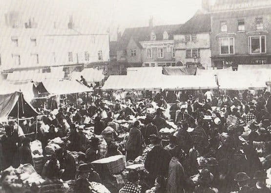 Plait Clothes Victorian Market Traders Place Hitchin Hertfordshire Rare Postcard