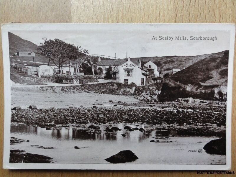 c1913 - At Scalby Mills - Scarborough - showing Scalby Mills Hotel