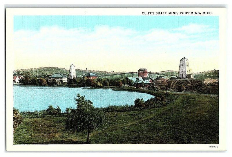 Cliffs Shaft Mine, Ishpeming, MI Postcard *7E(2)7