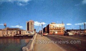 Genesee Street Bridge in Saginaw, Michigan