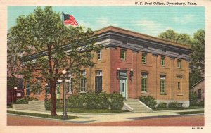 Vintage Postcard 1930's US Post Office Building Dyersburg Tennessee TN