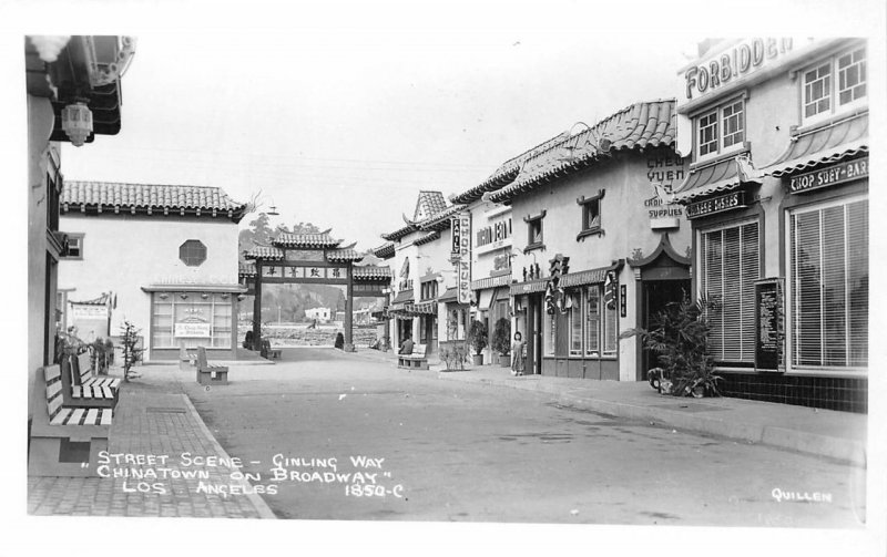 RPPC Broadway Street Scene LOS ANGELES Ginling Way, Chinatown c1940s Postcard