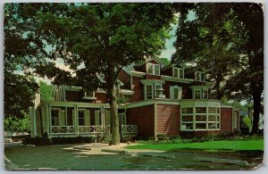 Pleasant Valley New York 1965 Postcard Talbot's Inn
