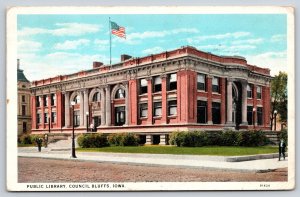 Council Bluffs Iowa~Public Library Bldg~Lamps~US Flag~Beaux-Arts~1930 Postcard