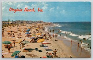 Virginia Beach VA Crowded Beach 1960 to Smedly Family Zanesville OH Postcard C22