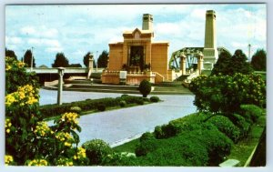 Rama 1 Monument at the foot of the Memorial Bridge BANGKOK Thailand Postcard